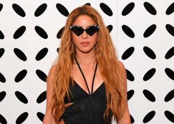 Shakira diz que Brasil está em sua nova turnê mundial