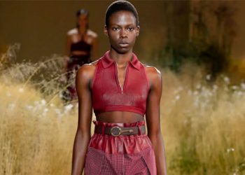 Hermès aposta no “tomato girl summer” para 2024