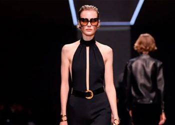 Tom Ford: verão 2024 marca estreia de Peter Hawkings na direção criativa