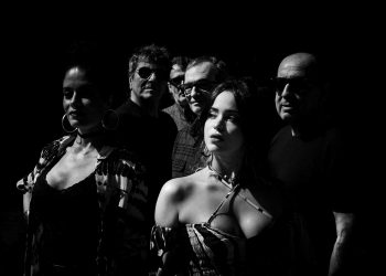 Blitz lança single que antecede a vinda do álbum “Supernova”; ouça