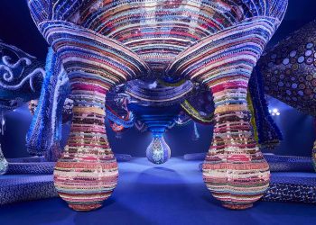 Curitiba: portuguesa Joana Vasconcelos expõe no Oscar Niemeyer