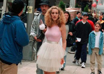 Tutu de Sarah Jessica Parker em “Sex and the City” é leiloado por US$ 52 mil