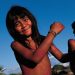Exposição “Hiromi Nagakura até a Amazônia com Ailton Krenak” chega ampliada ao CCBB RJ