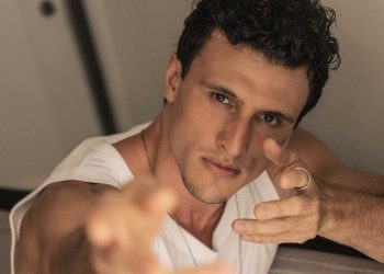 Marcéu Pierrotti encara personagens e assina direção