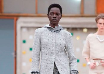 Em meio à crise no luxo, receitas da Chanel sobem 16%