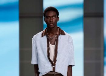 Rasteirinhas masculinas são a proposta da Hermès para o verão 2025
