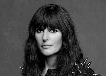 Virginie Viard deixa a direção criativa da Chanel após 5 anos