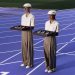 Olimpíadas de Paris: LVMH revela uniforme dos voluntários responsáveis pelas medalhas