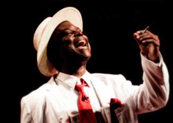 Tony Reis e grande elenco interpretam “Esperando Godot” no Rio e em SP