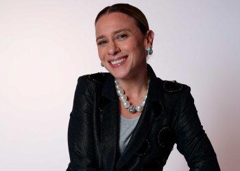 Lethicia Bronstein estreia a websérie “Red Carpet Made in Brazil” 