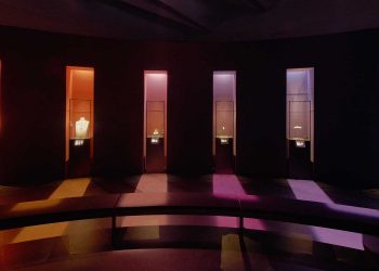 Cartier abre mostra de joias no Victoria and Albert Museum, em Londres