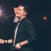 Pedro Mariano faz show em SP no Teatro Bradesco