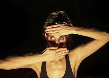 Andréia Nhur apresenta “Mulher sem fim” no Sesc Ipiranga