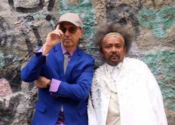 Chico César e Zeca Baleiro fazem show juntos no Tokio Marine Hall