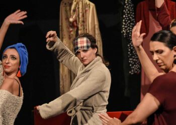 “Vecinos” transforma a vida cotidiana em flamenco no palco do Teatro Commune