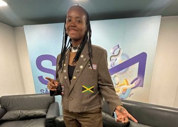 Maranhense Núbia apresenta show na comedoria do Sesc Belenzinho