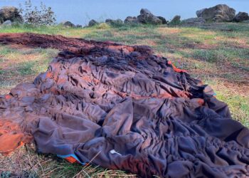 Mostra de Ana Cristina Mendes explora ecologia e feminilidade por meio do têxtil