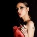Lia Paris encerra temporada no Brasil com show especial e inédito