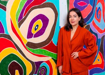 Simões de Assis passa a representar a artista Marcia Moraes