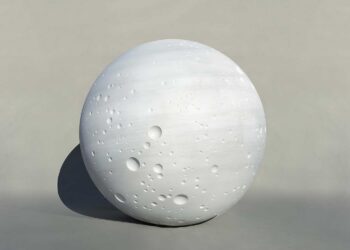 “Telúricos” transforma a terra em protagonista na galeria Nara Roesler