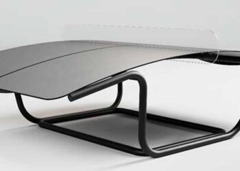 Mula Preta e Bruno Gagliasso lançam collab de design para futmesa