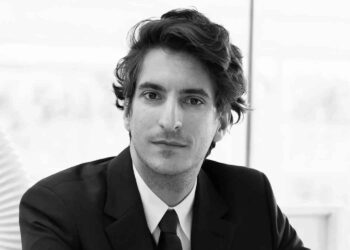 Lorenzo Bertelli revela os planos da Prada para a Versace