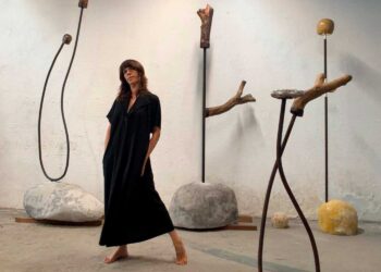 “Outra Dimensão” marca nova fase da artista Elisa Stecca em BH