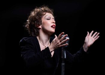 Laila Garin dá voz a sucessos de Édith Piaf em novo musical