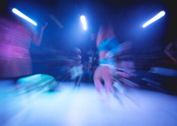 Espetáculo une cultura Ballroom e funk carioca em temporada no Sesc Pompeia