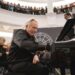 João Carlos Martins rege concerto gratuito no Pátio Higienópolis