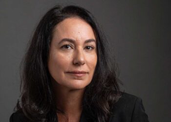 Fabiana Queiroga amplia sua arte em Lisboa com bienal, residência e mostra