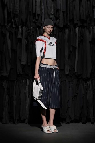Alexander Wang, verão 2025 - Foto: Reprodução/Vogue Runway