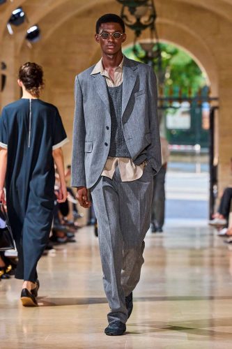 Auralee, moda masculina verão 2027 - Foto: Divulgação