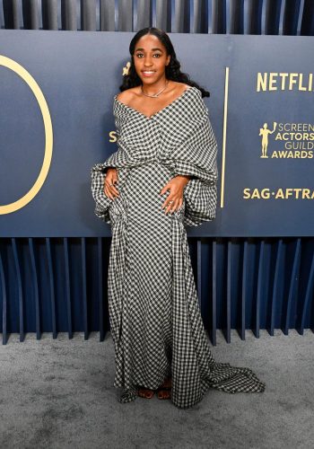 Ayo Edebiri veste Luar - Foto: Reprodução/WWD