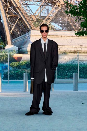 Balenciaga, alta-costura de inverno 2025 – Foto: Reprodução/Vogue Runway