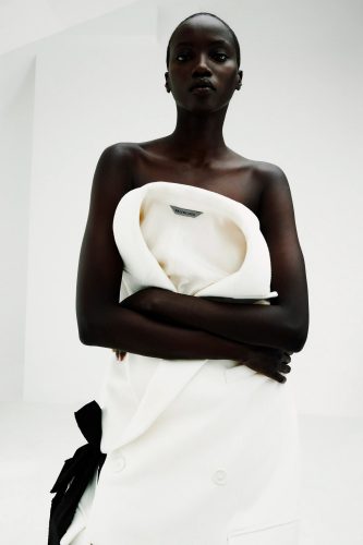 Balenciaga, resort 2027 - Foto: Divulgação