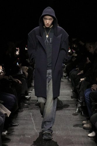 Balenciaga, inverno 2025 – Foto: Reprodução/Vogue Runway