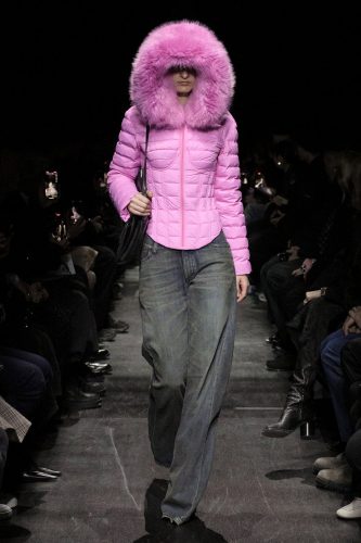 Balenciaga, inverno 2025 – Foto: Reprodução/Vogue Runway