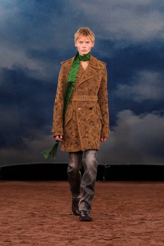 Burberry, verão 2026 - Foto: Reprodução/Vogue Runway