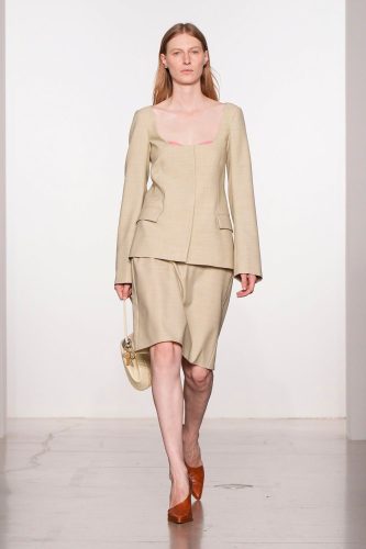 Calvin Klein Collection, verão 2026 - Foto: Reprodução/Vogue Runway