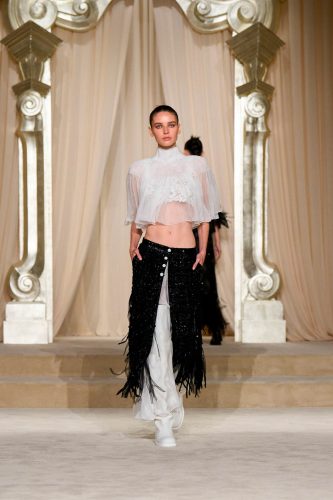 Chanel, alta-costura de inverno 2025 – Foto: Reprodução/Vogue Runway