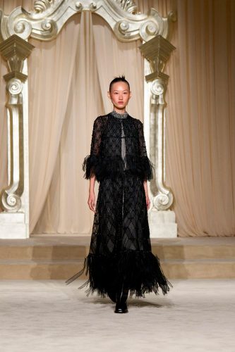 Chanel, alta-costura de inverno 2025 – Foto: Reprodução/Vogue Runway