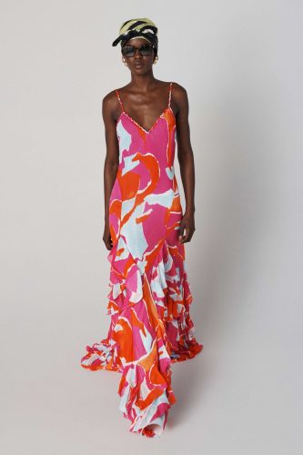 Diane von Furstenberg, verão 2025 – Foto: Reprodução/Vogue Runway