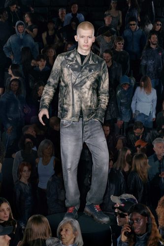 Diesel, resort 2026 – Foto: Reprodução/Vogue Runway