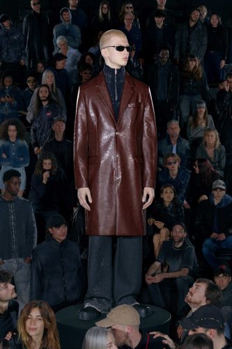 Diesel, resort 2026 – Foto: Reprodução/Vogue Runway