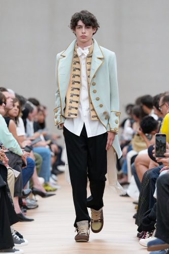 Dior Men, verão 2026 – Foto: Reprodução/Vogue Runway