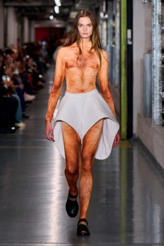 Jean Paul Gaultier, verão 2026 - Foto: Reprodução/Vogue Runway