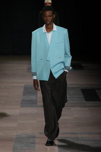 Kenzo, inverno 2025 – Foto: Reprodução/Vogue Runway