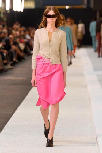 MM6 Maison Margiela, verão 2026 - Foto: Reprodução/Vogue Runway