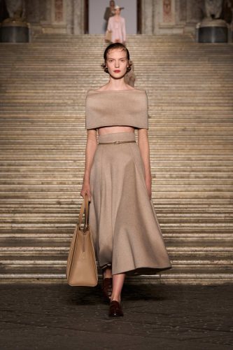 Max Mara, resort 2026 - Foto: Reprodução/Vogue Runway